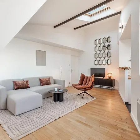 Amazing 3bedrooms Champs Elysees Ac Apartment *